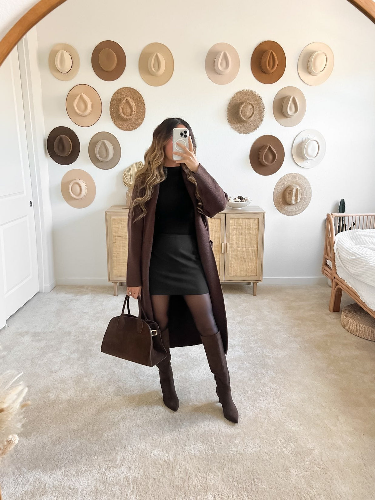 5 Ways to Dress Up for a Romantic Winter Date