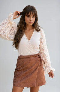 BLOUSE EN DENTELLE AMÉLIE