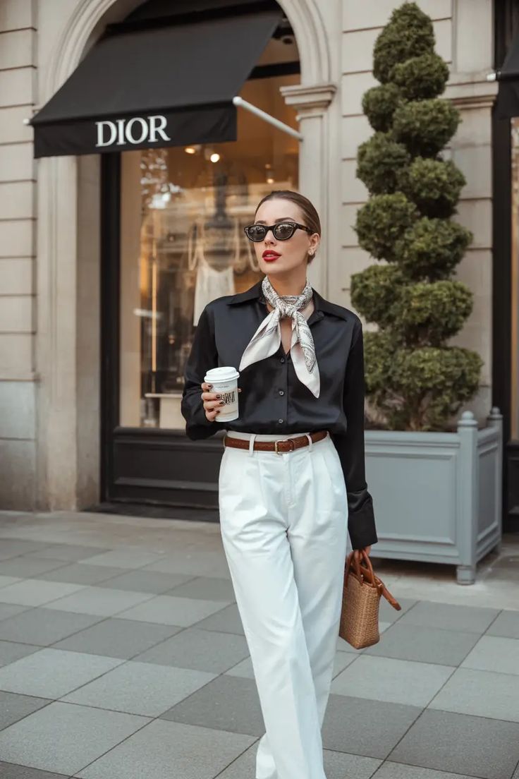 How to Style Scarves and Bags in Spring