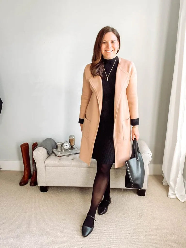 How to Choose the Perfect Coat to Match Your Dress and Tights