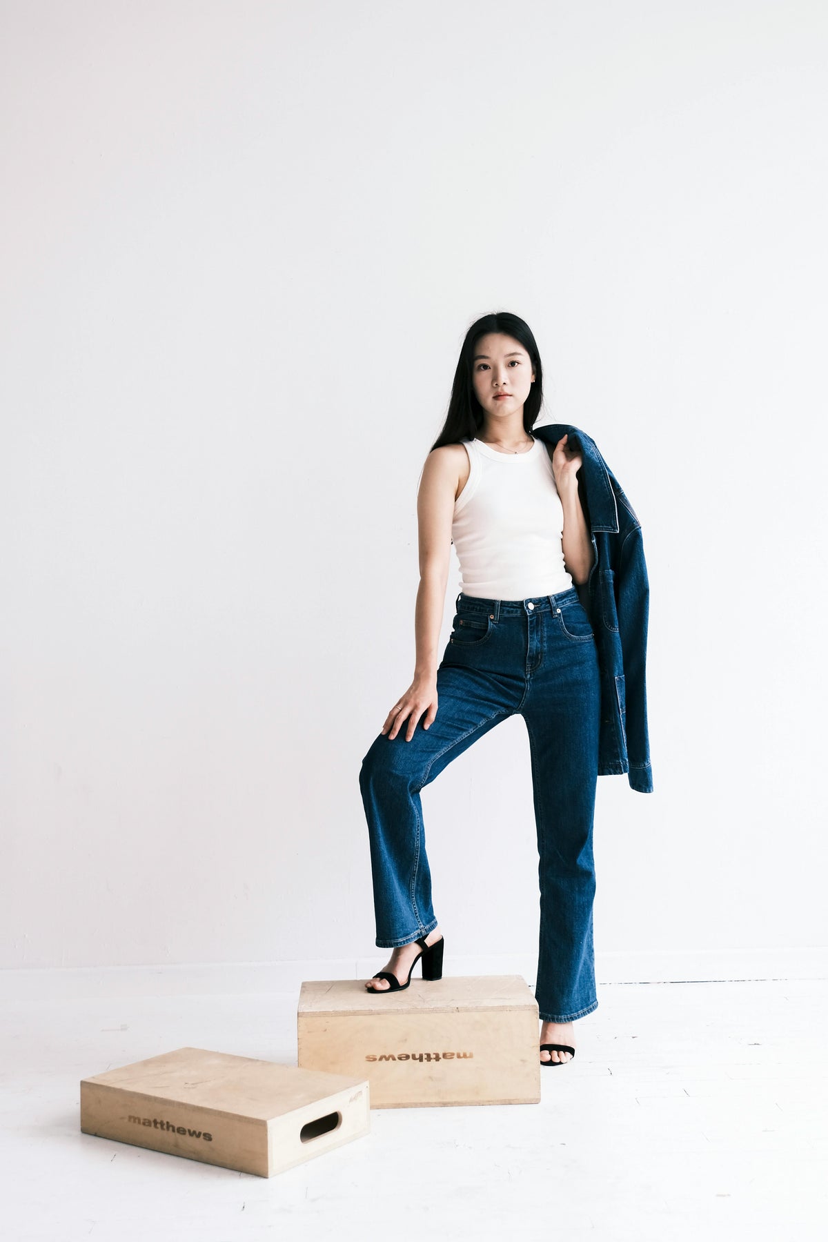 How to Wear Denim Fashionably in 2025: The Ultimate Style Guide