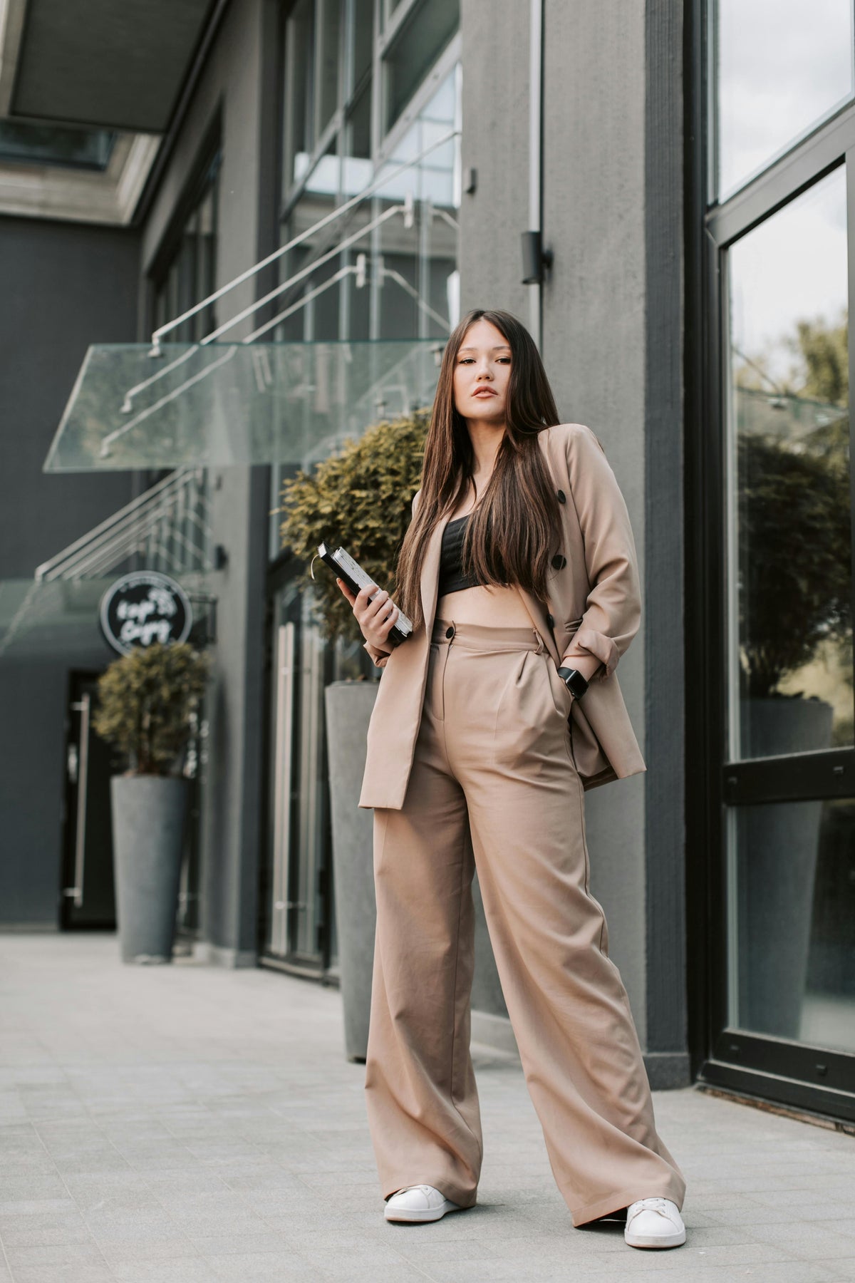 The Best Fabrics to Choose for an Elegant Style: A Complete Guide