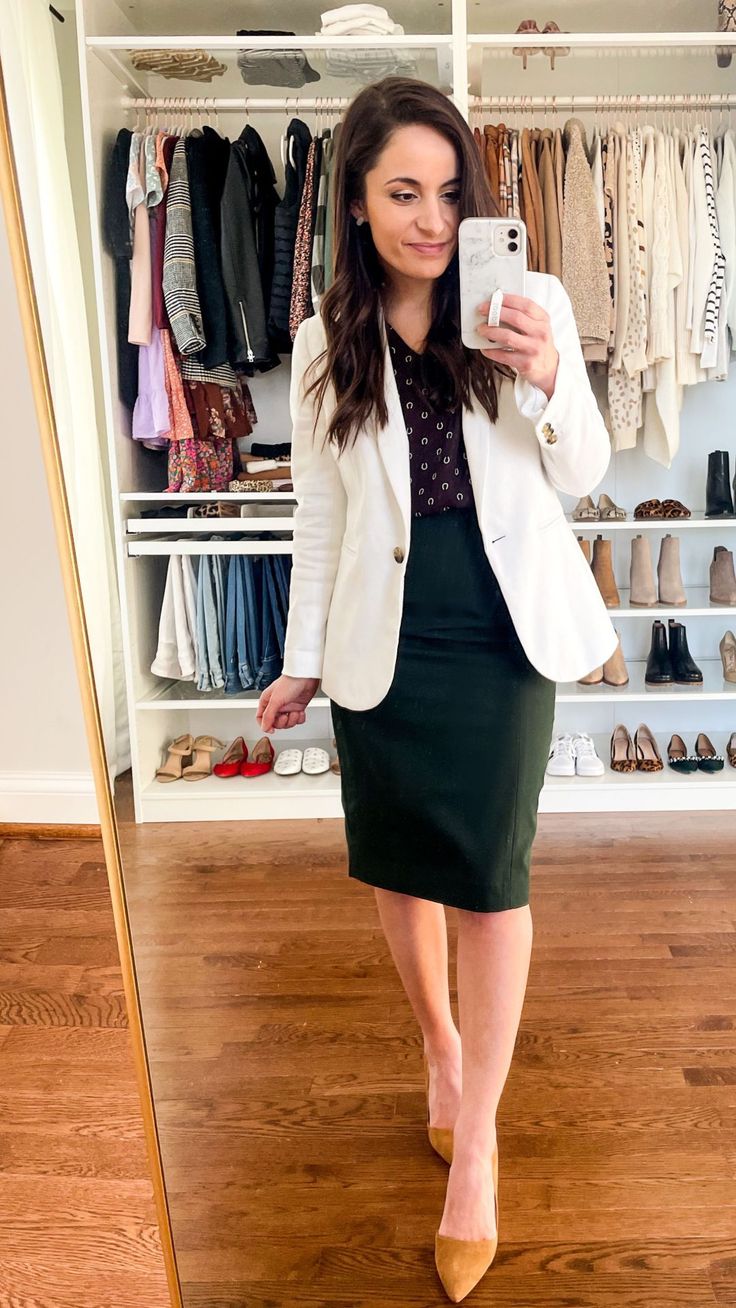 How to Build a Capsule Wardrobe for Spring