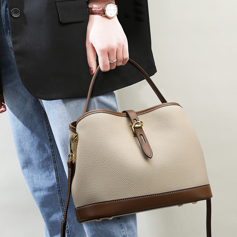 CÉLINE CONTRAST TOTE